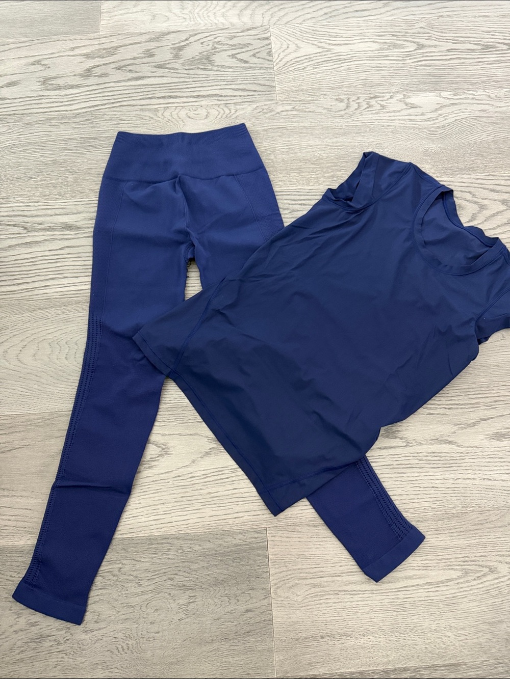 lululemon athletica Deep Navy Leggings and Short-Sleeve Top Set
